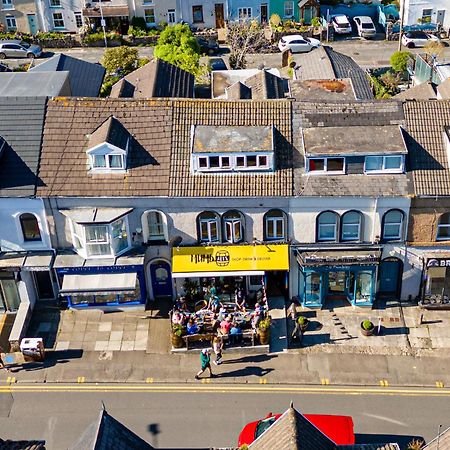 Castleview Coastal Comfort With 2 Parking Spaces Oystermouth 外观 照片